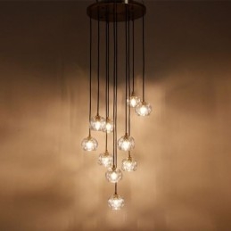 Moderne kristallen plafondlamp in de vorm van een voetbal