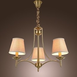 Moderne eigentijdse traditionele klassieke rustieke lodge vintage eiland messing metalen kroonluchter eetkamer