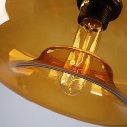 Moderne karakteristieke hanglamp met 1 licht en transparante glazen kap