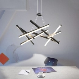 Moderne eenvoudige hanglamp in de vorm van een vogelnest in silicagel