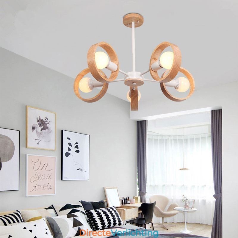 Unieke hanglamp van hout uit Scandinavië