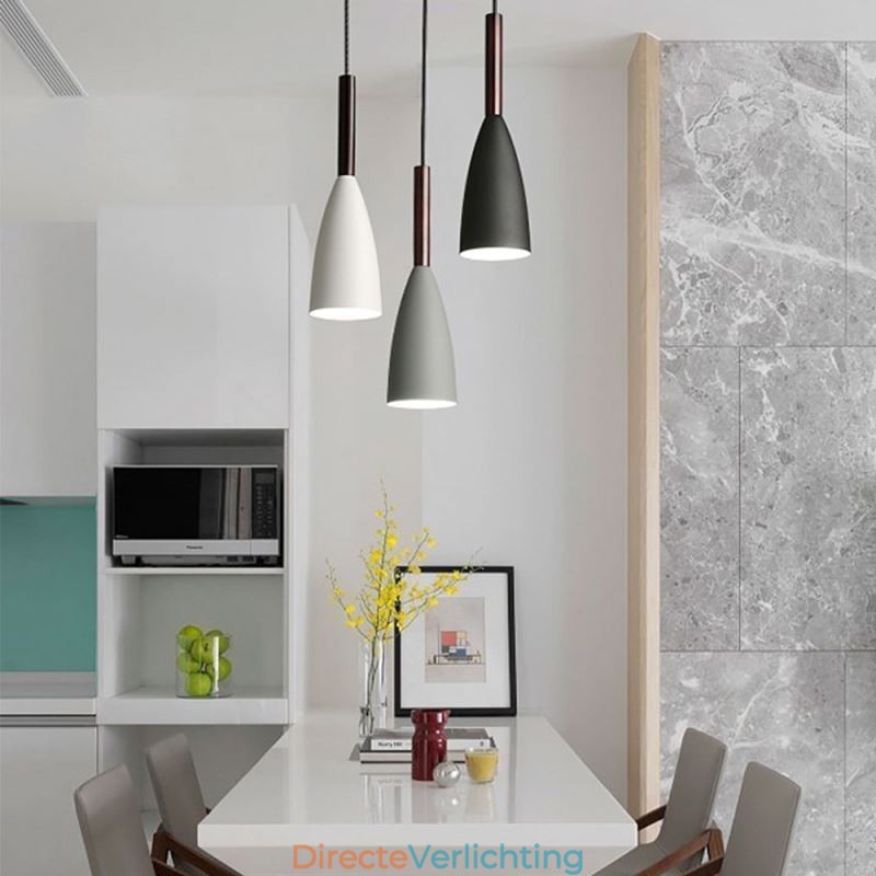 Moderne eenvoudige hanglamp met drie lampen, creatieve aluminium kunstlamp, café