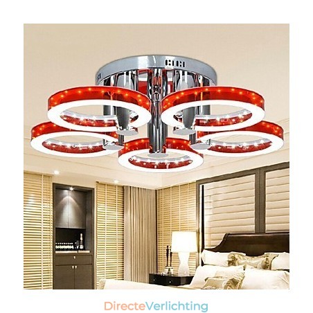 Moderne rode acryl kroonluchter met 5 lampen (chroom afwerking) Moderne rode acryl kroonluchter met 5 lampen (chroom afwerking)