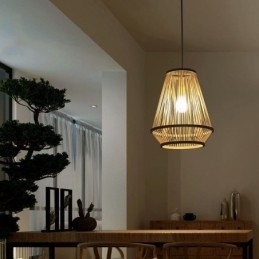Hanglamp van bamboe, geweven bed