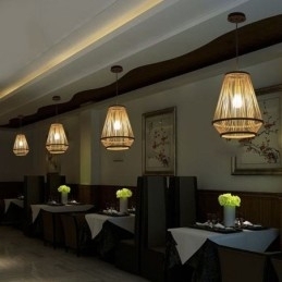 Hanglamp van bamboe, geweven bed