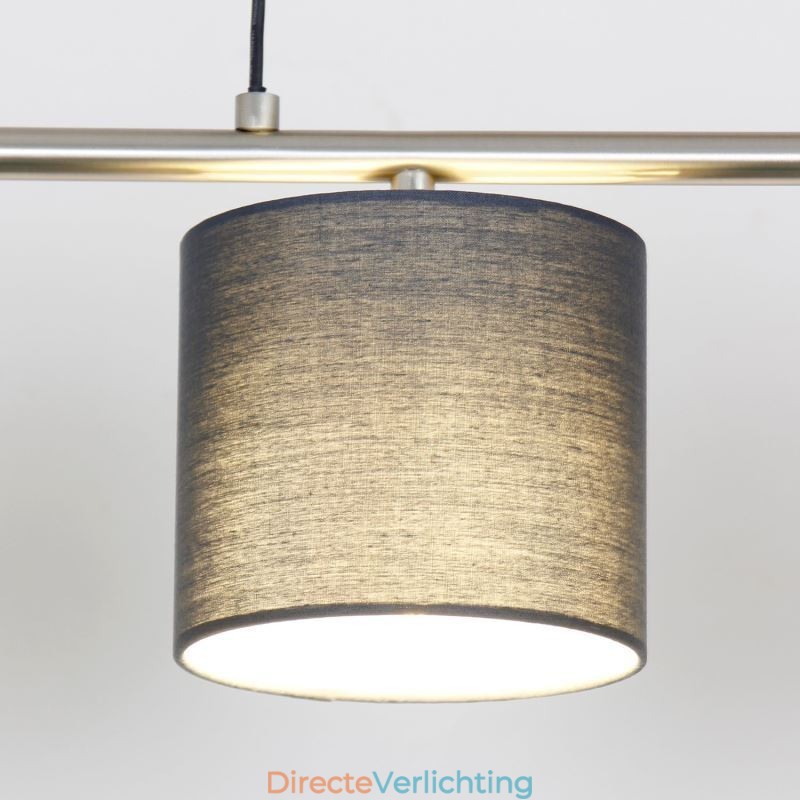 Moderne hanglamp met 4 lampen en stoffen kap, in hoogte verstelbaar