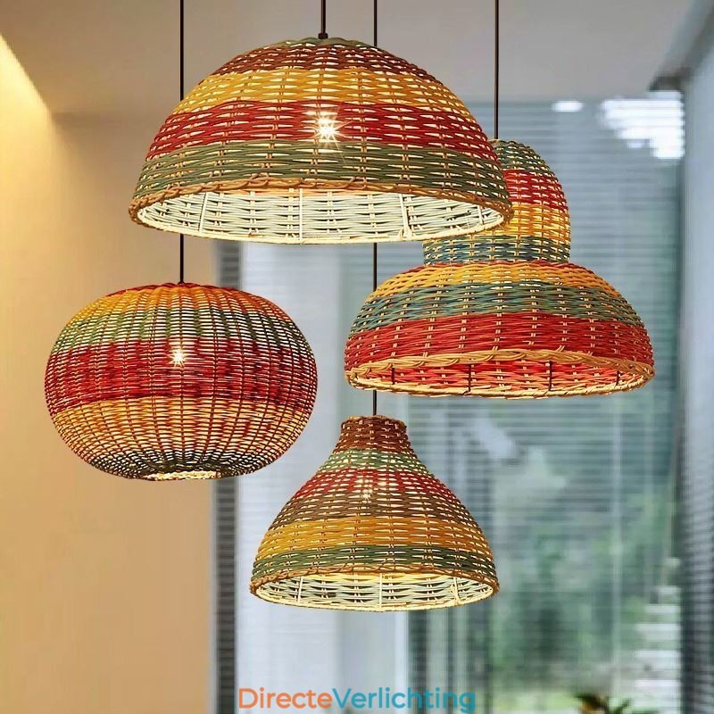 Hanglamp van bamboe en rotan, kleurrijke gestreepte interval, handgeweven lampenkap, plafondlamp