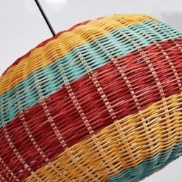 Hanglamp van bamboe en rotan, kleurrijke gestreepte interval, handgeweven lampenkap, plafondlamp