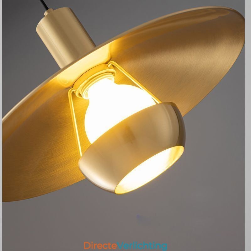 Geborsteld gouden hanglamp met enkele kop