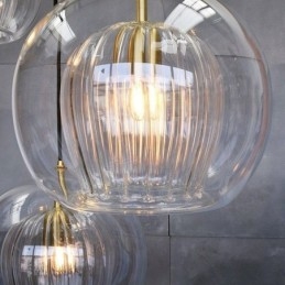 Moderne glazen hanglamp met enkele kop