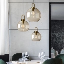 3-lichts hanglamp met glazen kap eiland