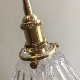 Hanglamp van helder geribbeld glas met diamantmotief