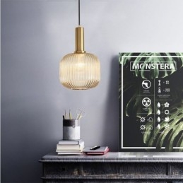 Geribbelde glazen hanglamp met messing houder