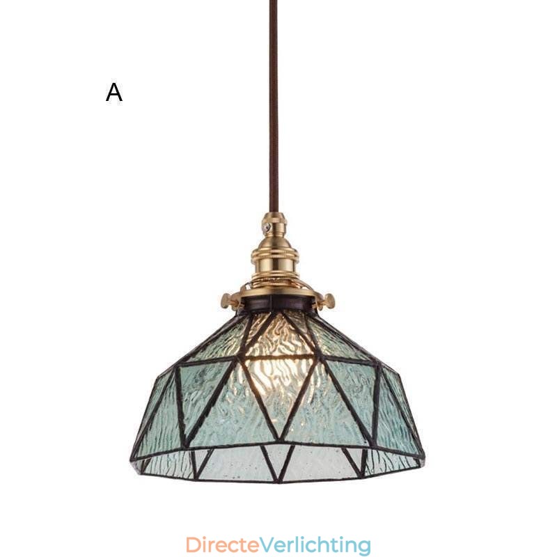 Geometrische hanglamp van gebrandschilderd glas