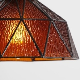 Geometrische hanglamp van gebrandschilderd glas