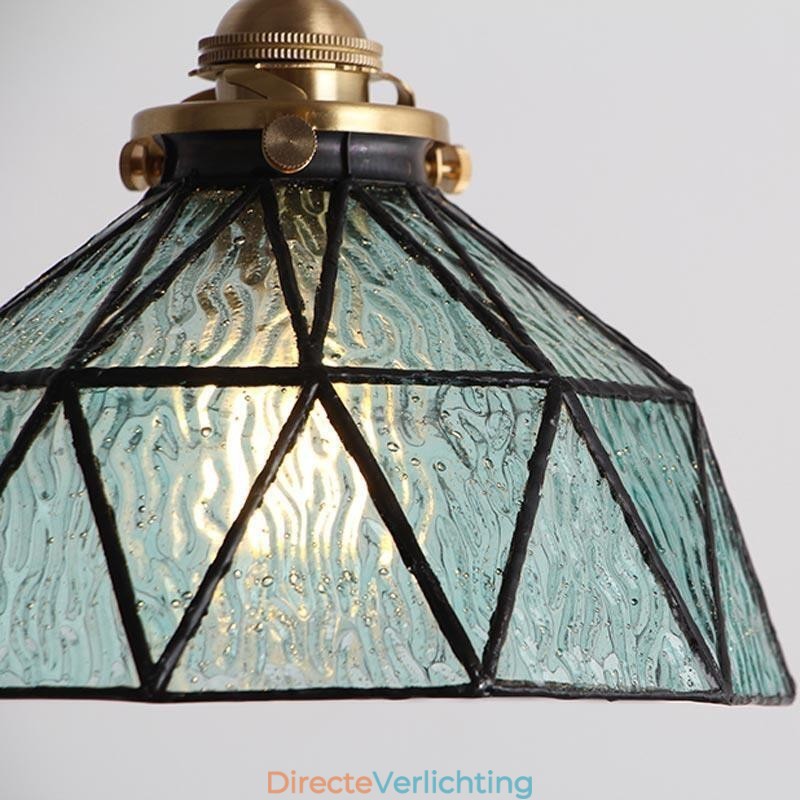 Geometrische hanglamp van gebrandschilderd glas