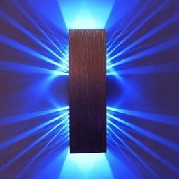 Moderne wandlamp met strooilichtontwerp 2 kubusvormige kappen