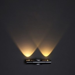 Moderne wandlamp met strooilicht Sci-fi-ontwerp