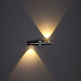 Moderne wandlamp met strooilicht Sci-fi-ontwerp