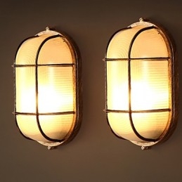 Creatieve persoonlijkheid herstelt oude manieren Glazen wandlampverlichting