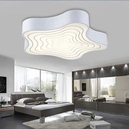 Moderne creatieve gecontracteerde en hedendaagse creatieve geometrische zeester absorberen koepel licht licht