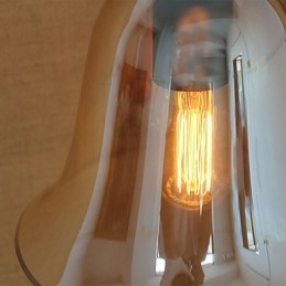 Amerikaanse landelijke minimalistische woonkamer hal versierde glazen wandlamp