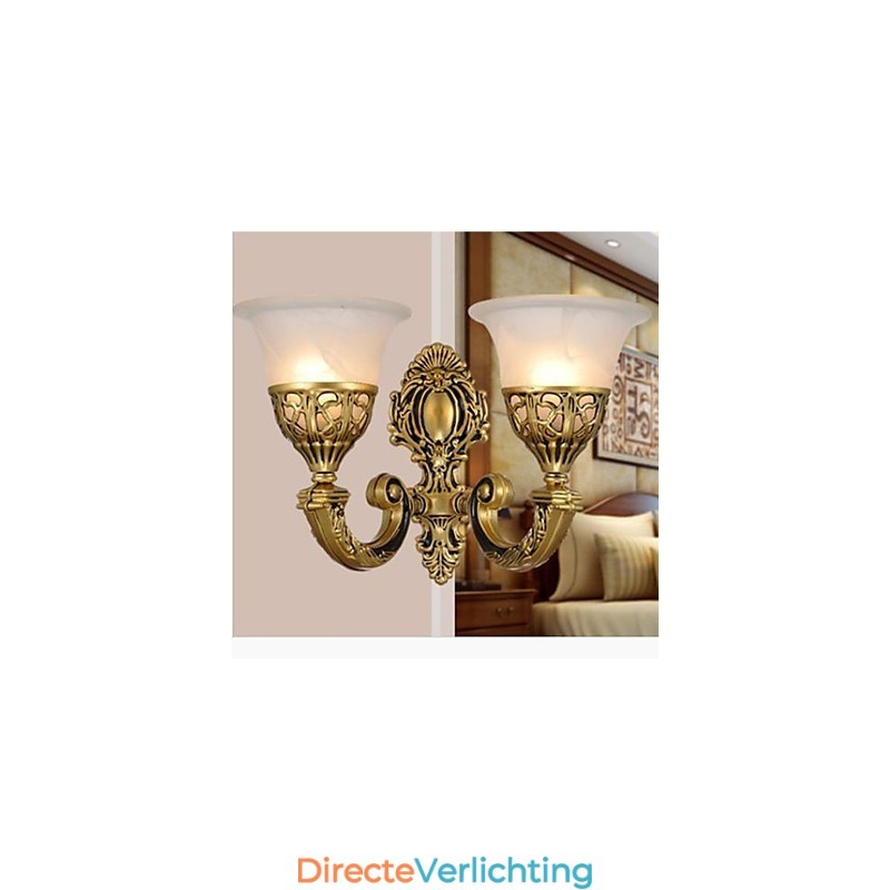 Europese Wandlamp Van Slaapkamer Het Hoofd Van Een Bed