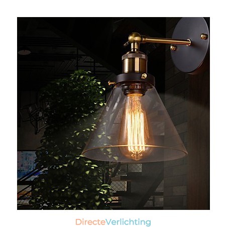 Retro wandlamp met bloemenglazen kap en metalen beugel Retro wandlamp met bloemenglazen kap en metalen beugel