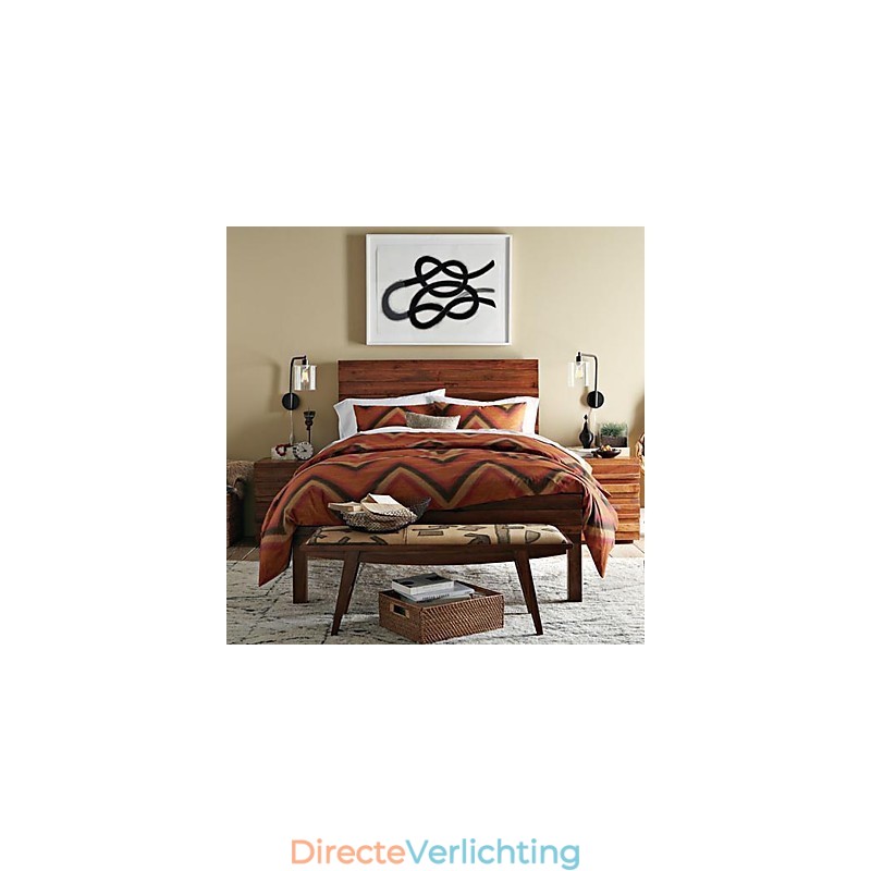 Moderne wandlamp met glazen trommelkap