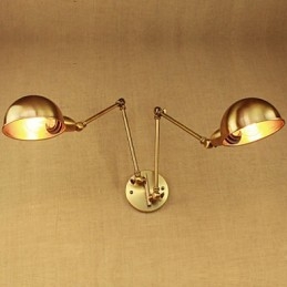 De nieuwe bronzen nostalgische moderne landelijke plattelandsgang woonkamer warme lichte lange arm van ijzeren muur