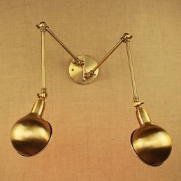 De nieuwe bronzen nostalgische moderne landelijke plattelandsgang woonkamer warme lichte lange arm van ijzeren muur