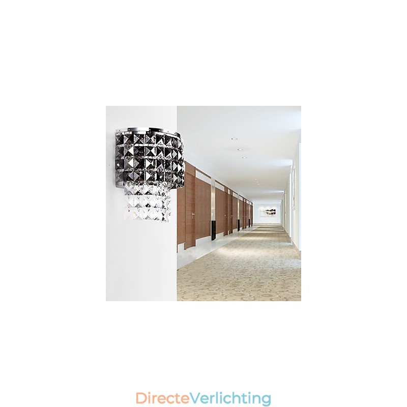 Moderne wandlamp met stoffen kap, metalen plaat, kristaldecoratiestijl