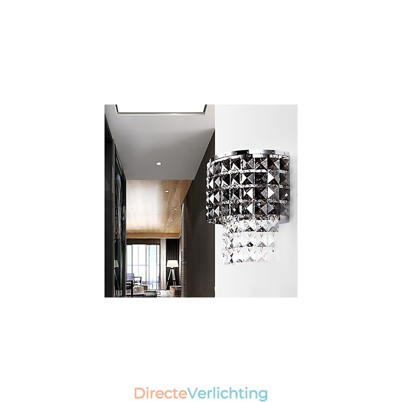 Moderne wandlamp met stoffen kap, metalen plaat, kristaldecoratiestijl
