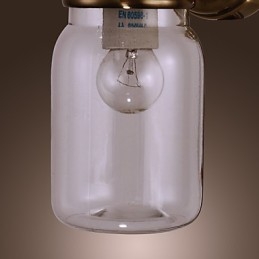 Rustieke wandlamp in flesvorm
