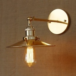 Minimalistische industriële stijl villa nostalgische gouden paraplu voor het kerkpad versierde muur