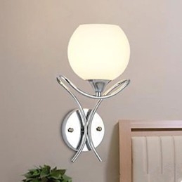 De nieuwe wandlamp, eigentijdse en gecontracteerde bedlamp