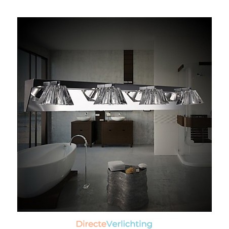Moderne wandlamp met glazen kap 4 lampen spiegelfront Moderne wandlamp met glazen kap 4 lampen spiegelfront