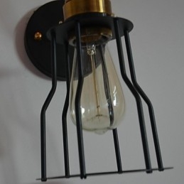 Wandlamp in gecontracteerde stijl in Noord-Amerika