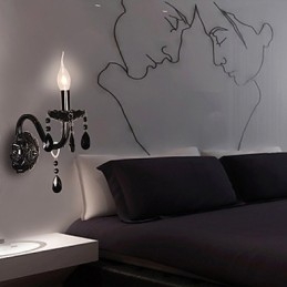 Zwarte kristallen wandlamp met kaarslamp