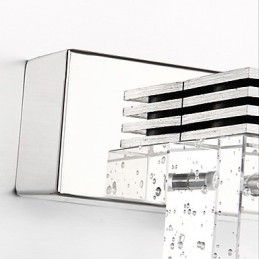 Moderne wandlamp met glazen bubbel kubusvormige kap spiegelfront stijl