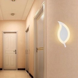 Creatieve eenvoudige mode moderne acryl gecontracteerde wandlamp legering kleine bladeren licht