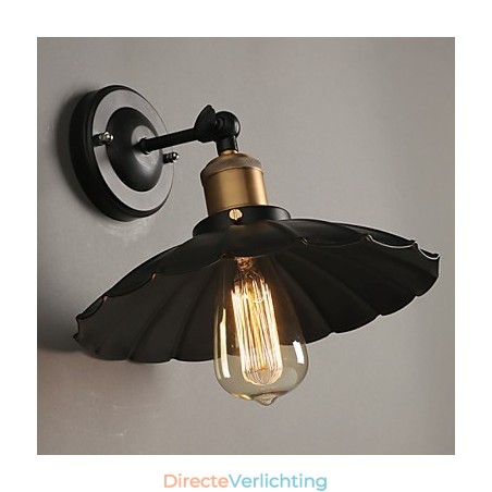Creatieve trap die oude manieren herstelt Enkelvoudige zwarte jurk smeedijzeren wandlamp Creatieve trap die oude manieren herstelt Enkelvoudige zwarte jurk smeedijzeren wandlamp