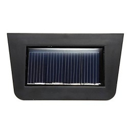 Warme gele zonne-energie wandlamp met 2 lantaarns voor op het dek