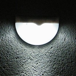 De nieuwe geluid- en lichtgestuurde zonnewandlamp, tuinlamp, heklamp, verlichting voor villa's