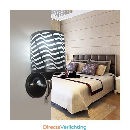 Moderne wandlamp van smeedijzeren schapenvacht Moderne wandlamp van smeedijzeren schapenvacht