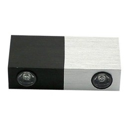 Moderne wandlamp met half zilveren half zwarte chique design kubusvormige behuizing 2 s