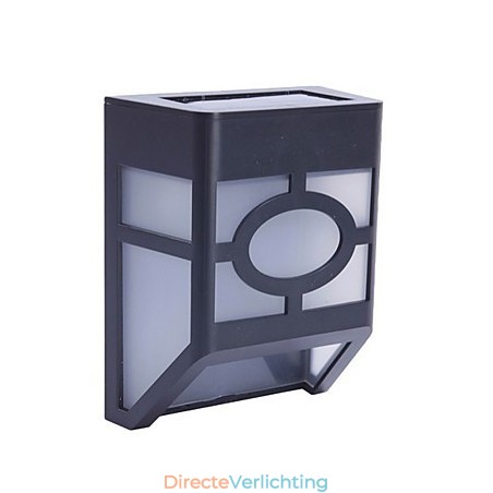 Warme gele zonne-energie wandlamp met 2 lantaarns voor op het dek Warme gele zonne-energie wandlamp met 2 lantaarns voor op het dek