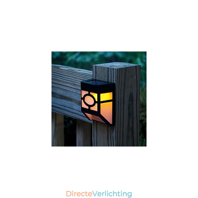 Warme gele zonne-energie wandlamp met 2 lantaarns voor op het dek