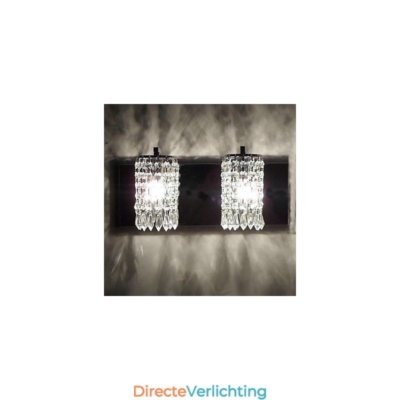 Moderne wandlamp met kristallen hangers en 2 lampen in gepolijst chroom