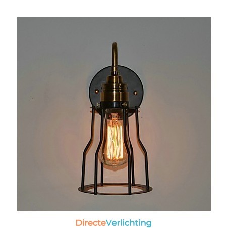 Minimalistische artistieke wandlamp met zwarte metalen skeletkap Minimalistische artistieke wandlamp met zwarte metalen skeletkap